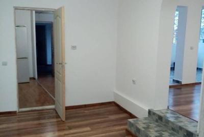 Casă cu 4 camere în Niculești - 5