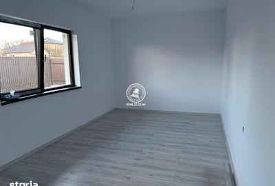 Casă cu 3 camere cu Teren 350 Mp în Valea Lupului