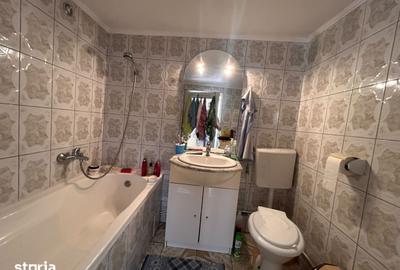 Casă cu 4 camere cu Canalizare în Chercea - 5