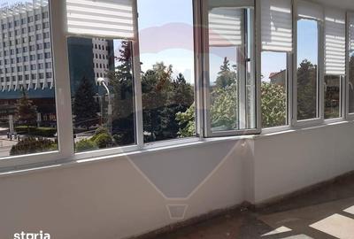 Casă cu 4 camere cu Teren 200 Mp în Gruia