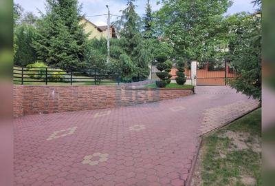 Casă cu 4 camere cu Canalizare în Europa - 2