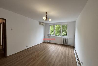 Apartament cu 3 camere în Titan