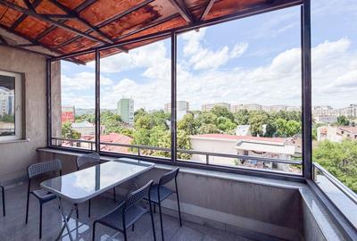 Penthouse cu 5 camere decomandat, mobilat în Central - 19