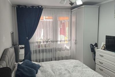 Apartament cu 3 camere semidecomandat în Dărmănești - 1
