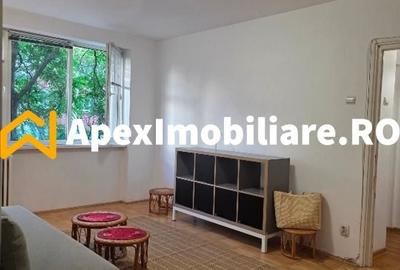 Apartament cu 2 camere semidecomandat în Vatra Luminoasă