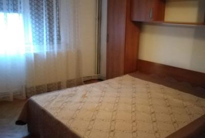 Apartament cu 2 camere decomandat în Micro 3 - 3
