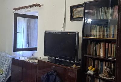 Casă cu Teren 4360 Mp în Mailat