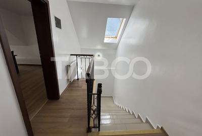 Spațiu comercial, de 220 mp, în Central - 18