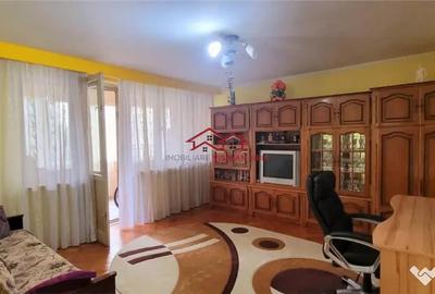 Apartament cu 3 camere decomandat în Ștrand - 8