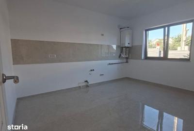 Casă cu 4 camere cu Teren 300 Mp în Miroslava