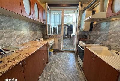 Apartament cu 2 camere semidecomandat în Micro 4 - 4
