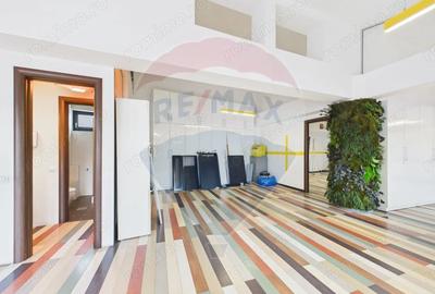 Spațiu comercial, de 380 mp, în Unirii - 18
