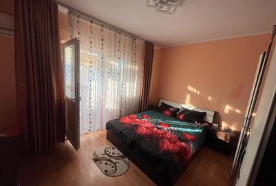 Apartament cu 2 camere decomandat în Micro 21 - 9