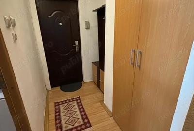 Garsonieră semidecomandată în Lipovei