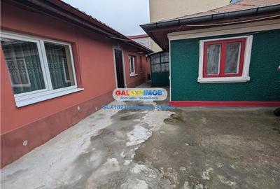 Casă cu 4 camere cu Teren 145 Mp în Rahova
