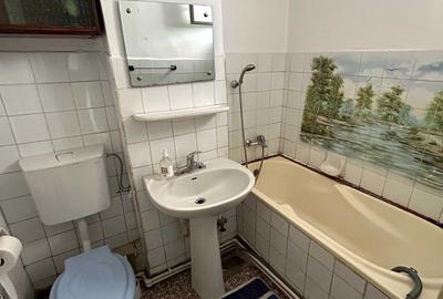 Apartament cu 2 camere semidecomandat în Dărmănești