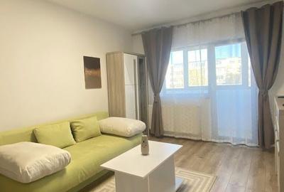 Garsonieră decomandată în Bradu - 22