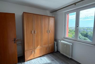Apartament cu 2 camere semidecomandat în Alexandriei