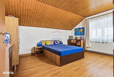 Casă cu 4 camere în Cujba