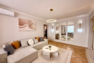 Apartament cu 3 camere semidecomandat în Ultracentral