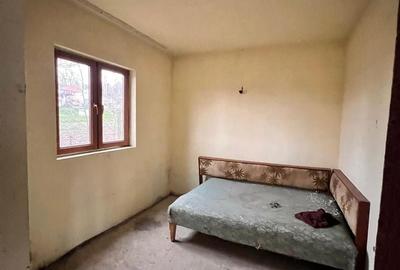 Casă cu 4 camere cu Teren 2244 Mp în Măciuca - 2