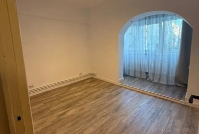 Apartament cu 3 camere decomandat, mobilat în Tomis II - 1