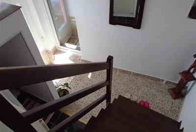 Casă individuală cu 7 camere cu Teren 100 Mp în Muncitoresc - 7