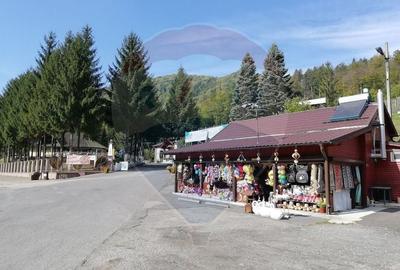 Hotel/Pensiune, de 4,110 mp, în Oituz - 10