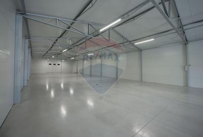 Spațiu industrial, de 420 mp, în Centura - 4
