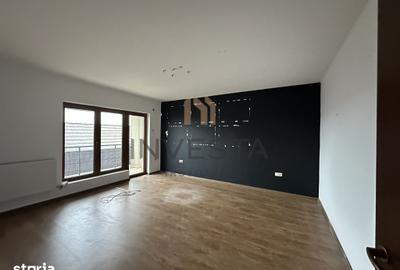 Apartament cu 4 camere decomandat în Andrei Mureșanu