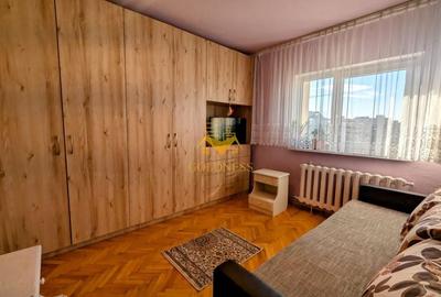 Apartament cu 3 camere decomandat, mobilat în Mănăștur
