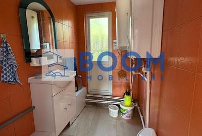 Casă cu 3 camere cu Teren 370 Mp în Central