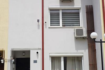 Casă cu 4 camere cu Teren 114 Mp în Central
