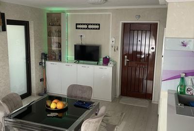 Apartament cu 2 camere decomandat în Central - 1