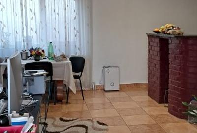 Spațiu comercial, 80 mp în Gara - 11
