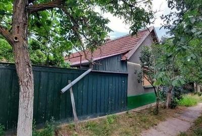 Casă cu 4 camere în Mișca
