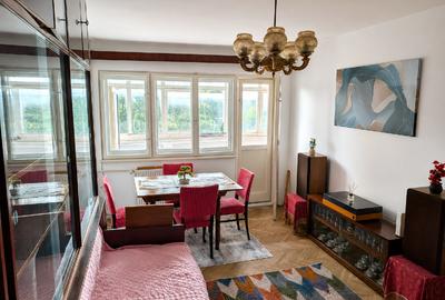 Apartament cu 2 camere decomandat, mobilat în Vest