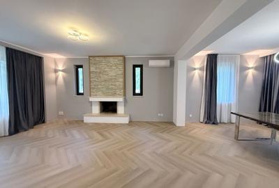 Duplex cu 6 camere cu Canalizare în Iancu Nicolae