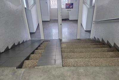 Spațiu comercial, de 60 mp, în Central