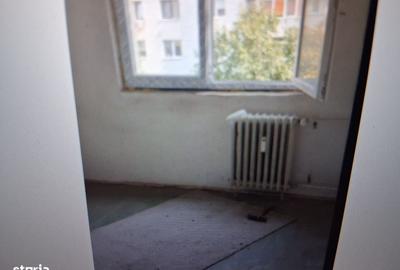 Apartament cu 2 camere semidecomandat în Pantelimon
