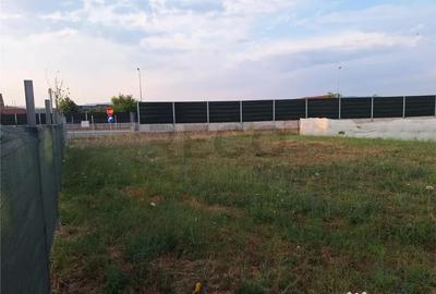 Teren de 642 mp, în Central - 3