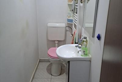 Casă cu 4 camere în Aprozi
