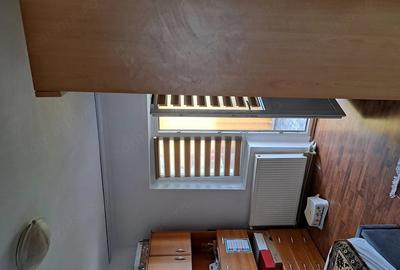 Apartament cu 2 camere decomandat în 1 Mai