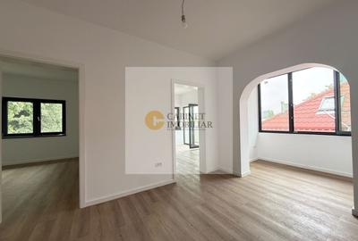 Apartament cu 4 camere decomandat în Domenii