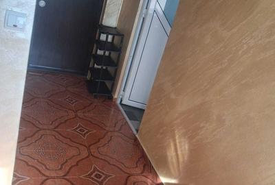 Garsonieră decomandată în Ostroveni