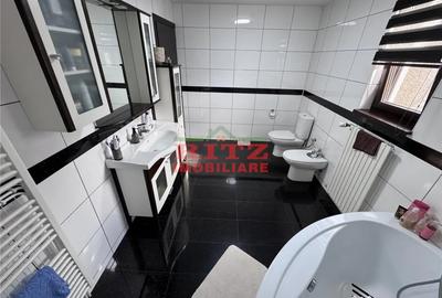 Casă cu 5 camere cu Teren 507 Mp în Central - 2