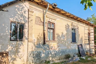 Casă cu 6 camere cu Teren 1500 Mp în Mihai Bravu