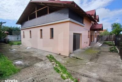 Casă cu 7 camere cu Teren 650 Mp în Sânpetru