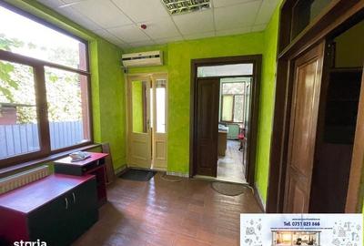 Casă cu 4 camere cu Teren 232 Mp în Central