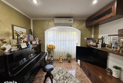 Apartament cu 4 camere decomandat în Mioriței - 15
